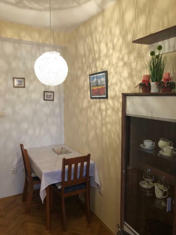 Garsonjera Katarina Lägenhet Split Exteriör bild